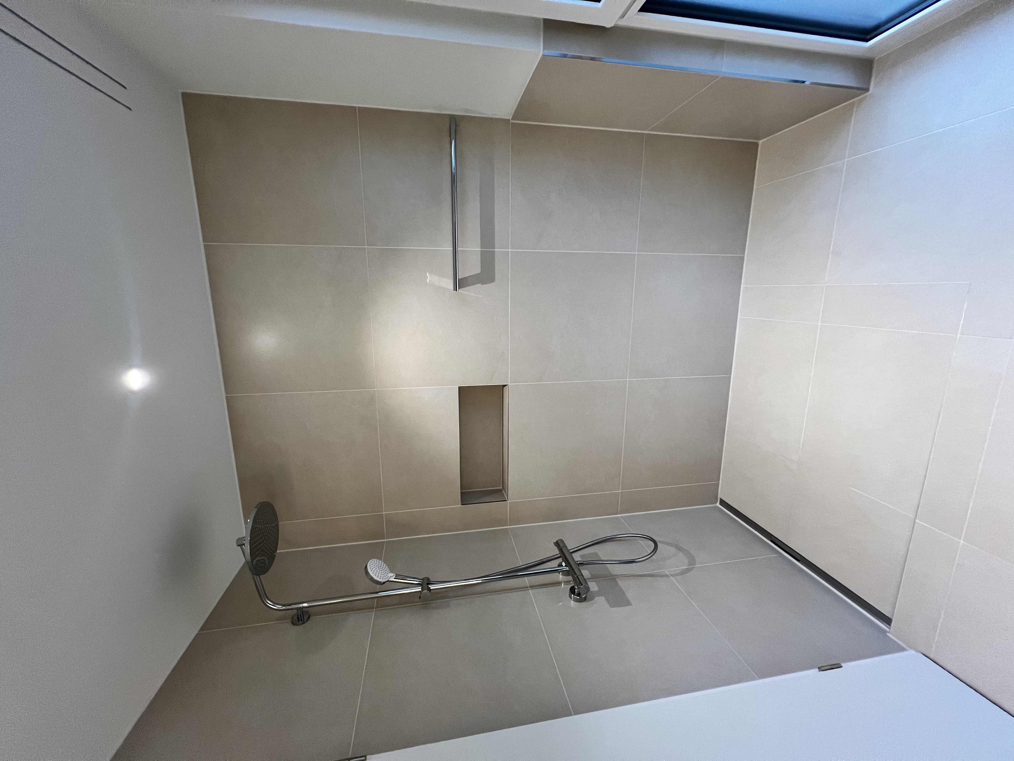 Dusche Wolfwil